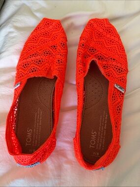 Toms Bright Red Crochet Slip-On Flats